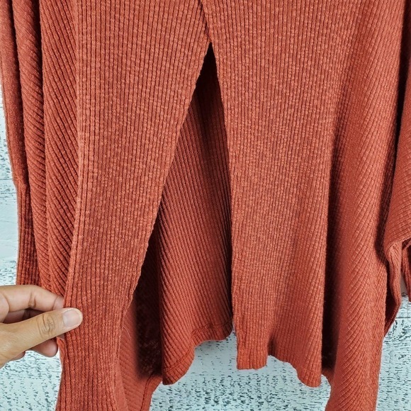 Free People Beach Split Back World Traveler Batwing Cowl Neck Ribbed Sweater - Picture 8 of 9